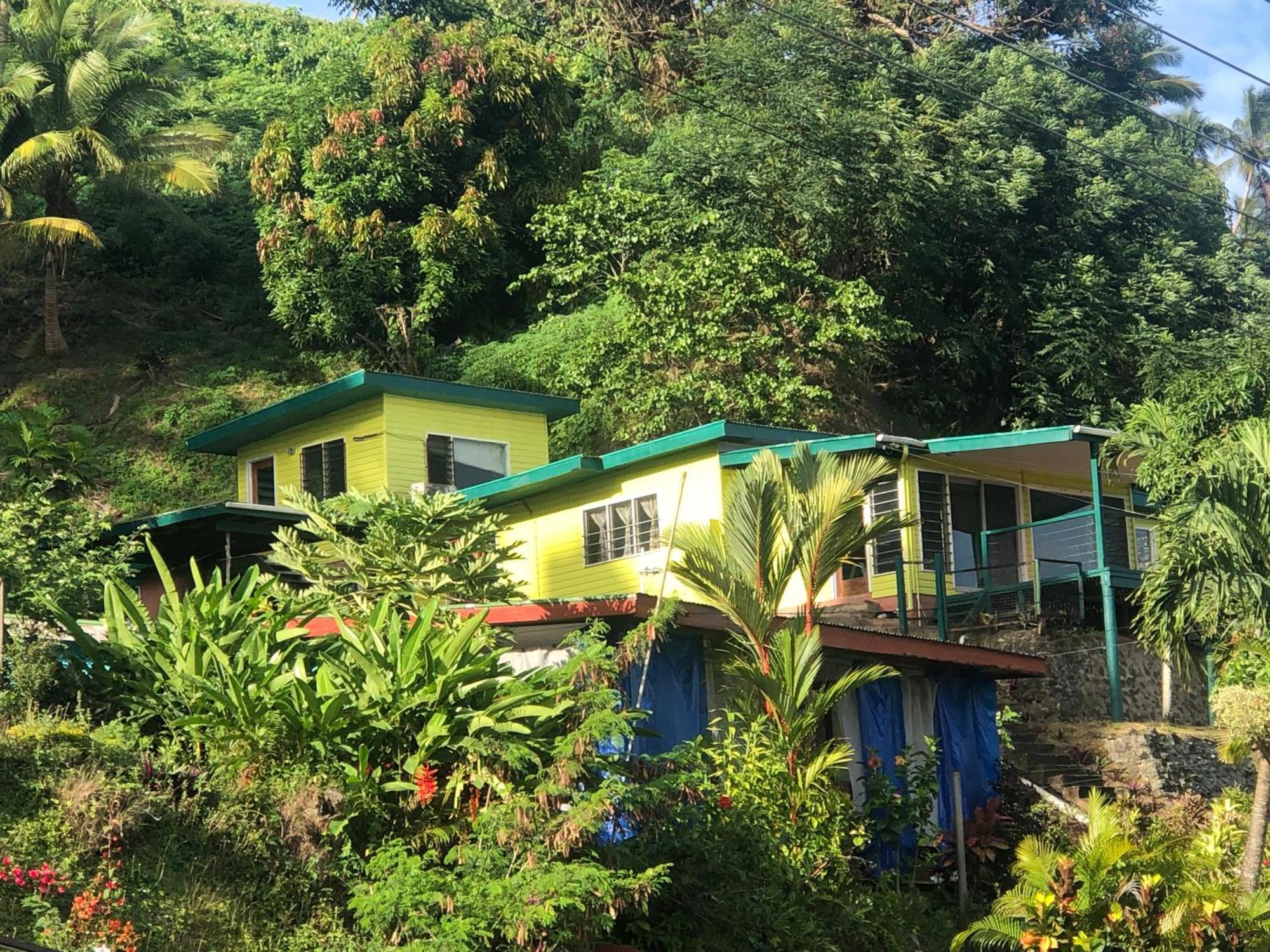 Limericks By The Sea Savusavu Buitenkant foto