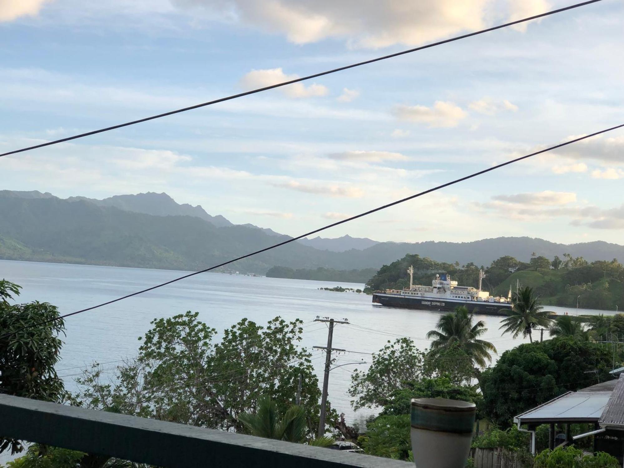 Limericks By The Sea Savusavu Buitenkant foto